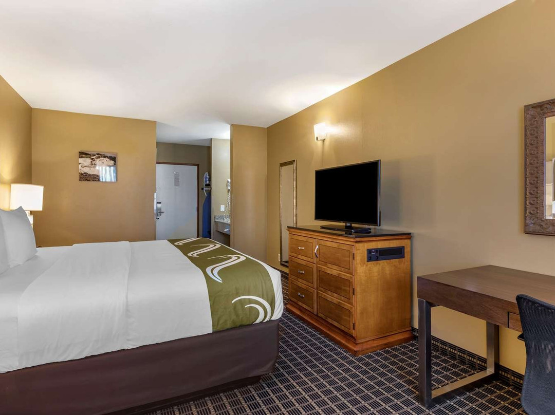 Quality Inn & Suites Westminster Seal Beach主图