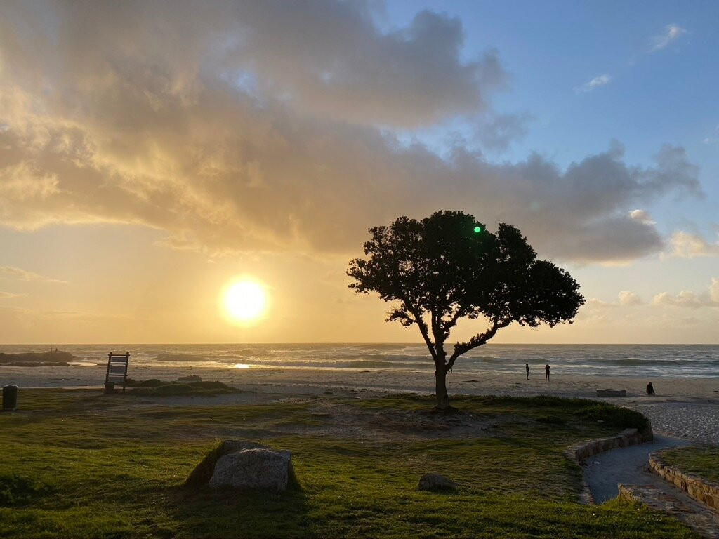 坎普斯湾南海滩公寓主图