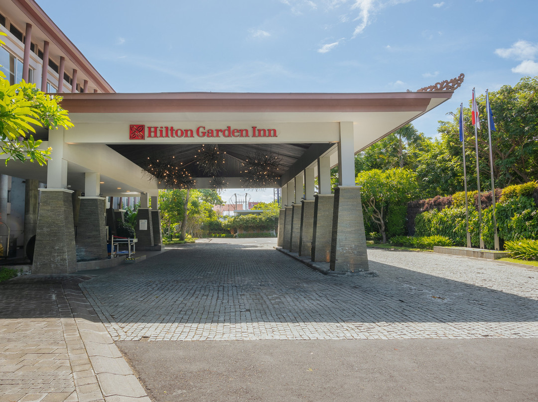 巴厘岛机场希尔顿花园酒店主图