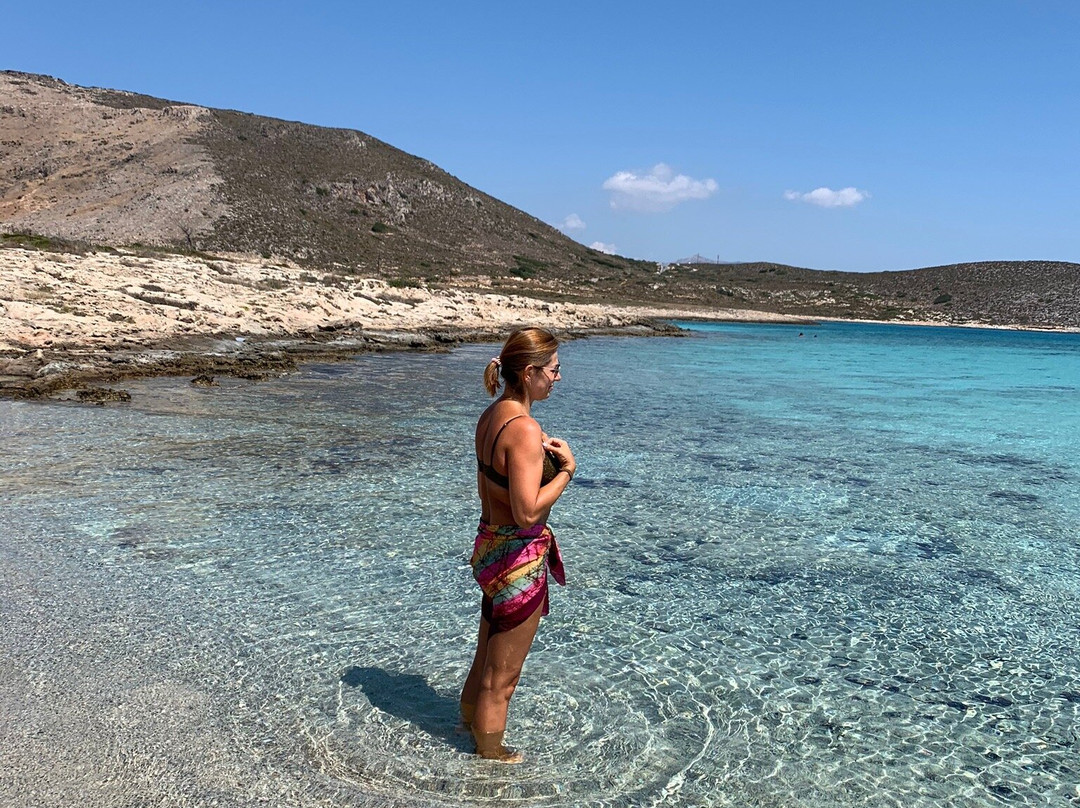 Lefki Beach景点图片