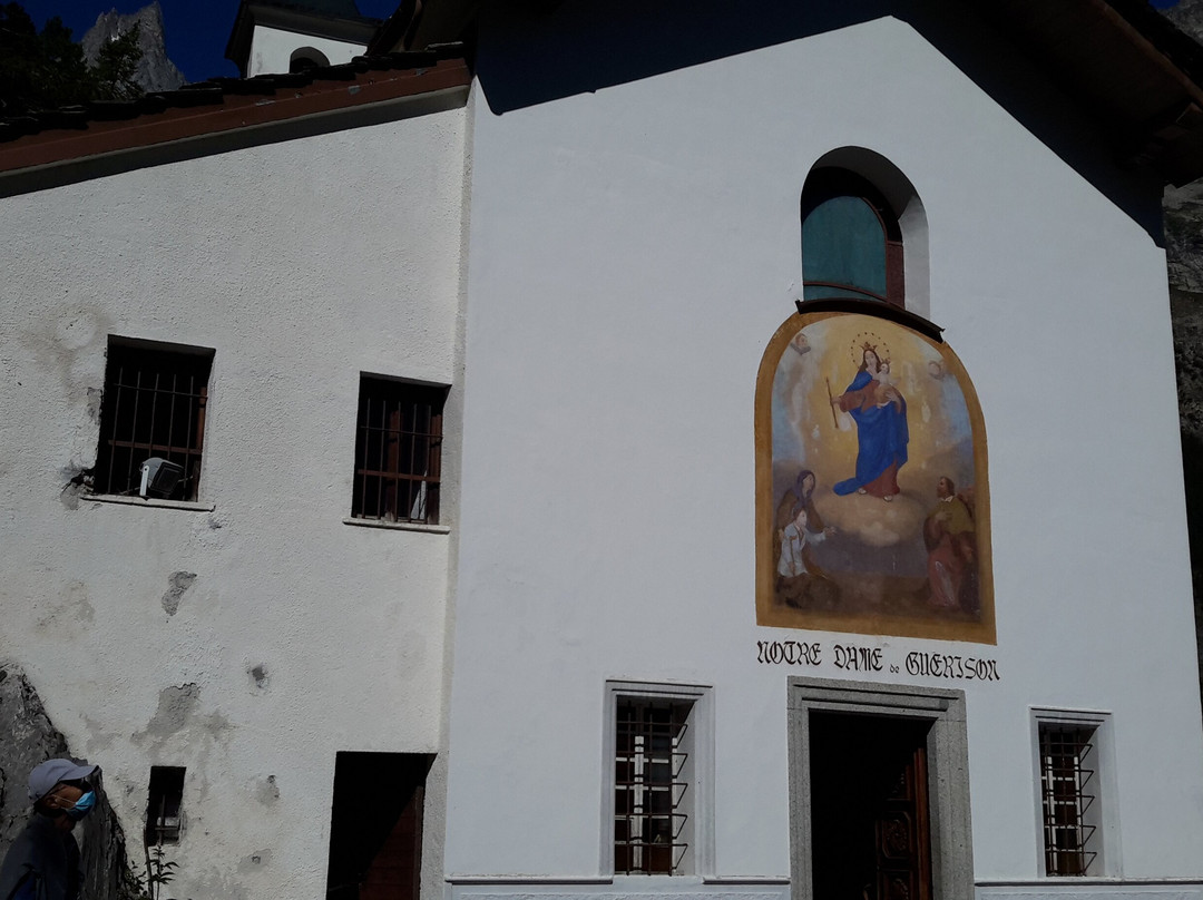 Santuario di Notre-Dame de Guérison-库马约尔必去景点
