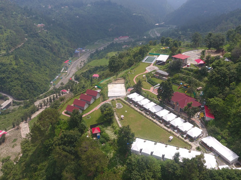 山中生态养生度假村主图