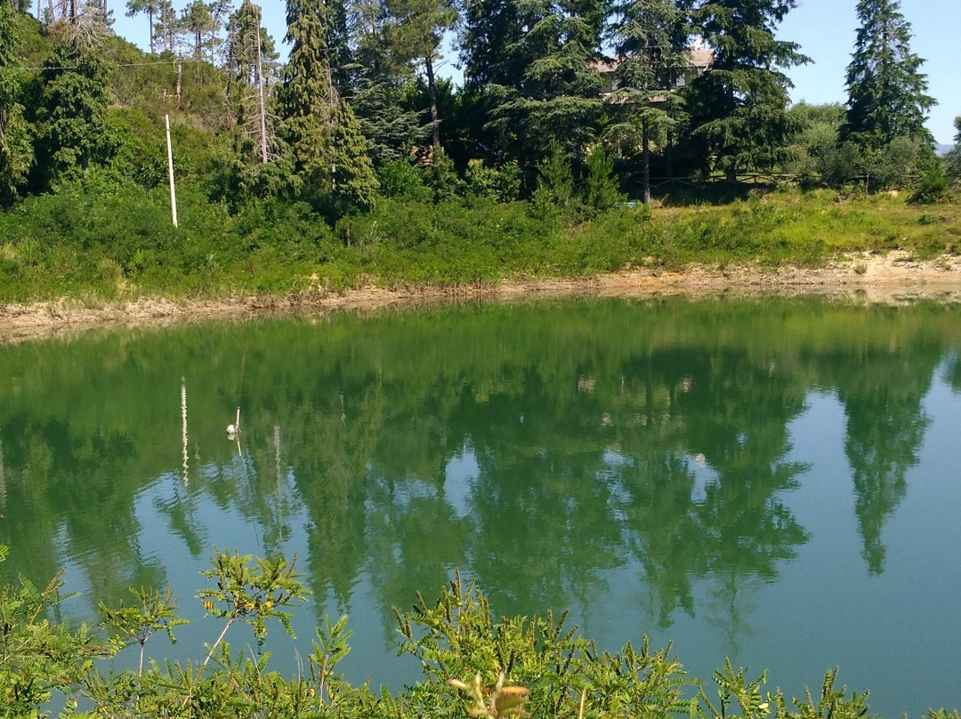 Lago di Mattarana景点图片