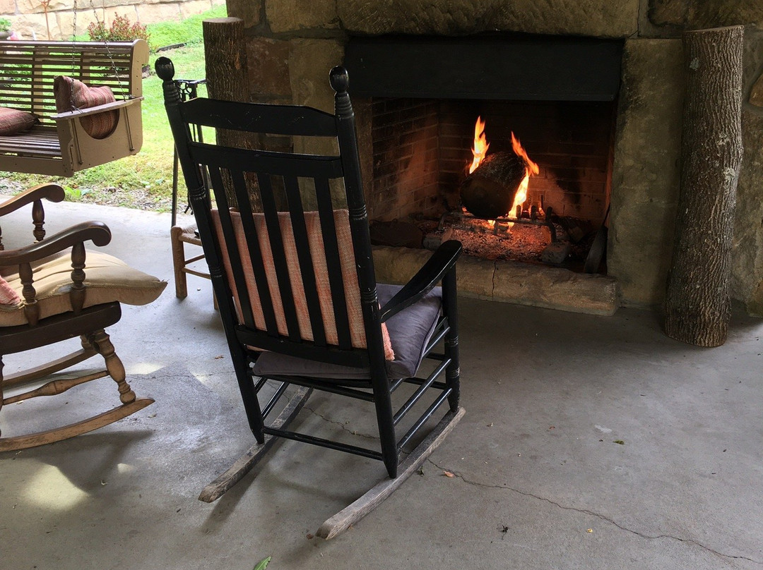 Lambert's Vintage Wines-Weston必去景点