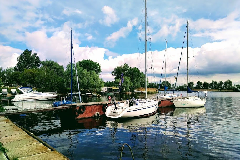 Yacht Club Cherkasy Parus-Cherkasy必去景点