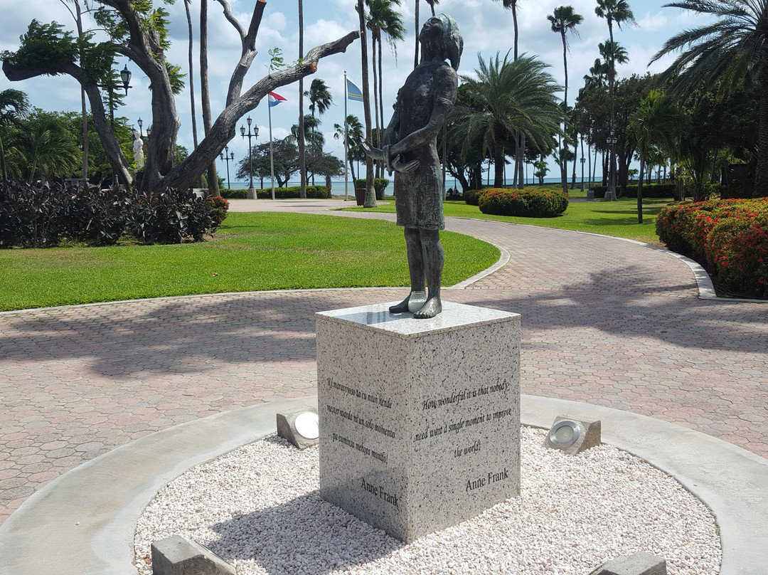 Wilhelmina Park-奥腊涅斯塔德必去景点