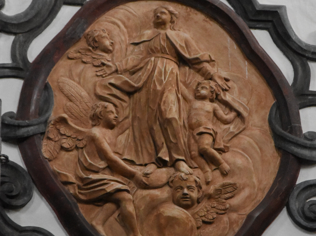 Holy Trinity Basilica景点图片