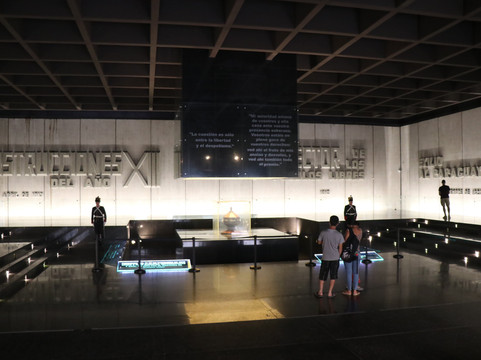 Artigas Mausoleum-蒙得维的亚必去景点