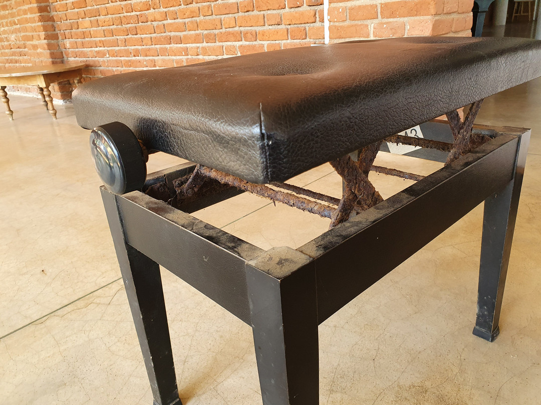 隆威利度假村酒店主图