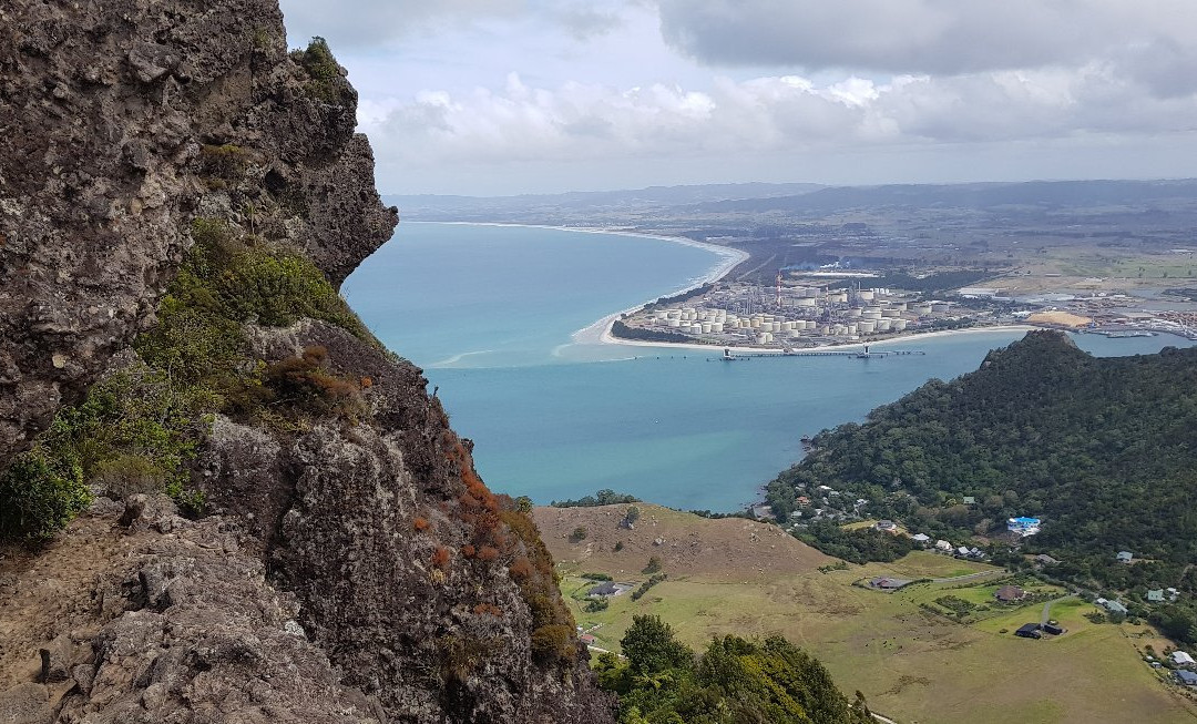 Mount Manaia Track景点图片
