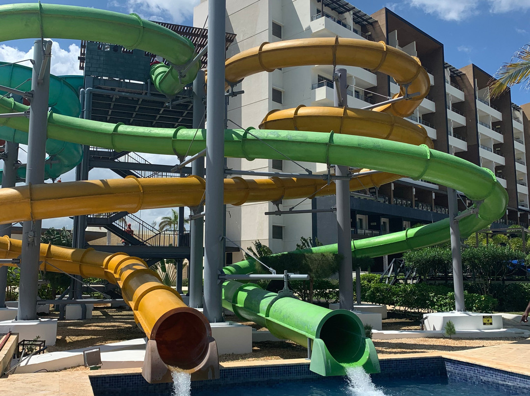 蒙特哥湾罗雅顿蓝水 - 傲途格精选全包式度假村主图