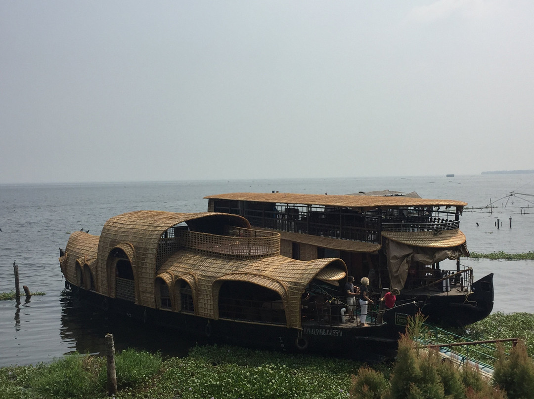 Cyrus Resorts by Tolins Hotels & Resorts主图