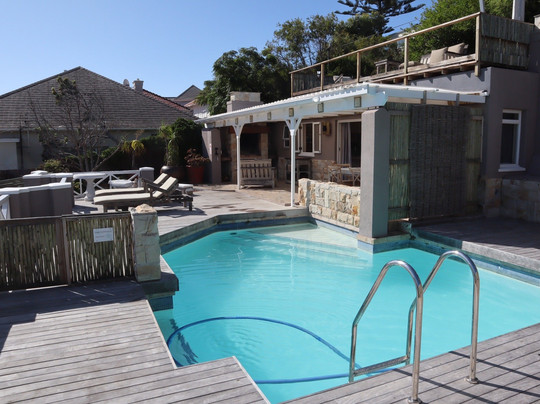 52 on Fish Hoek主图