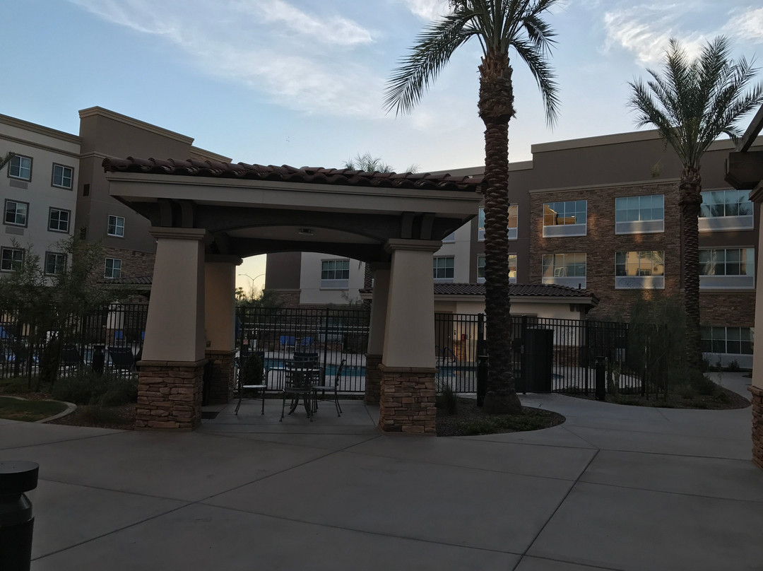 Holiday Inn Express & Suites Phoenix East - Gilbert by IHG主图
