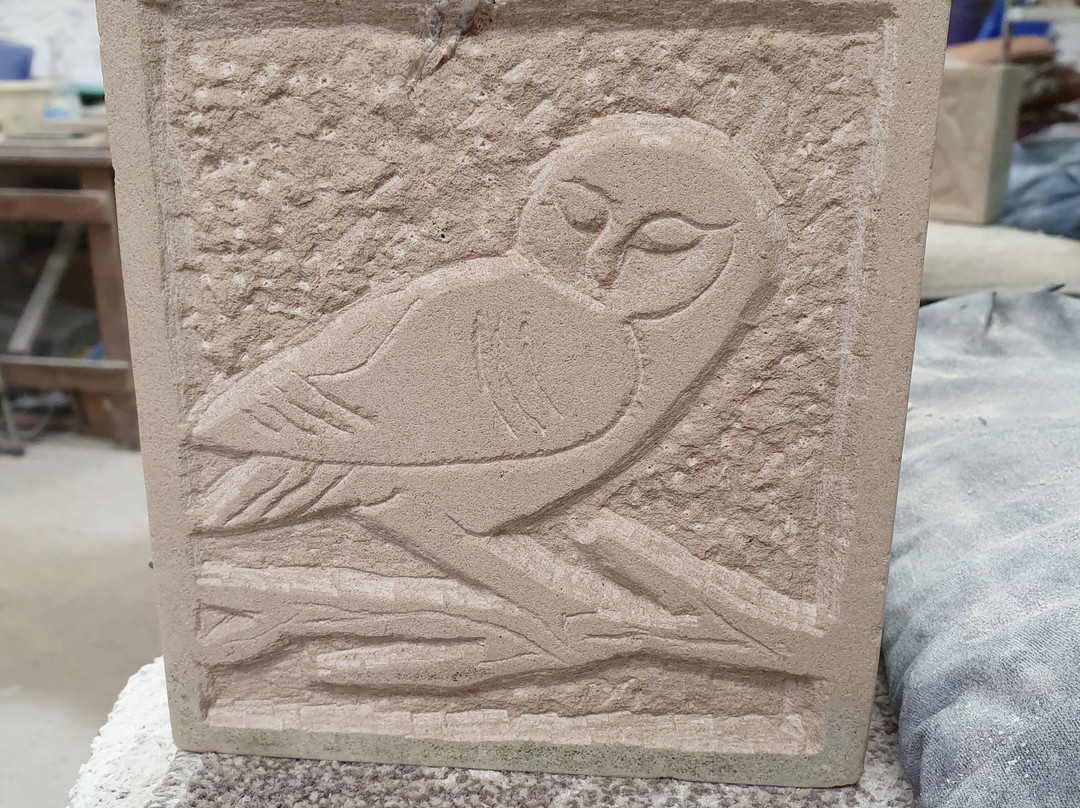 Burngate Stone Carving Centre景点图片