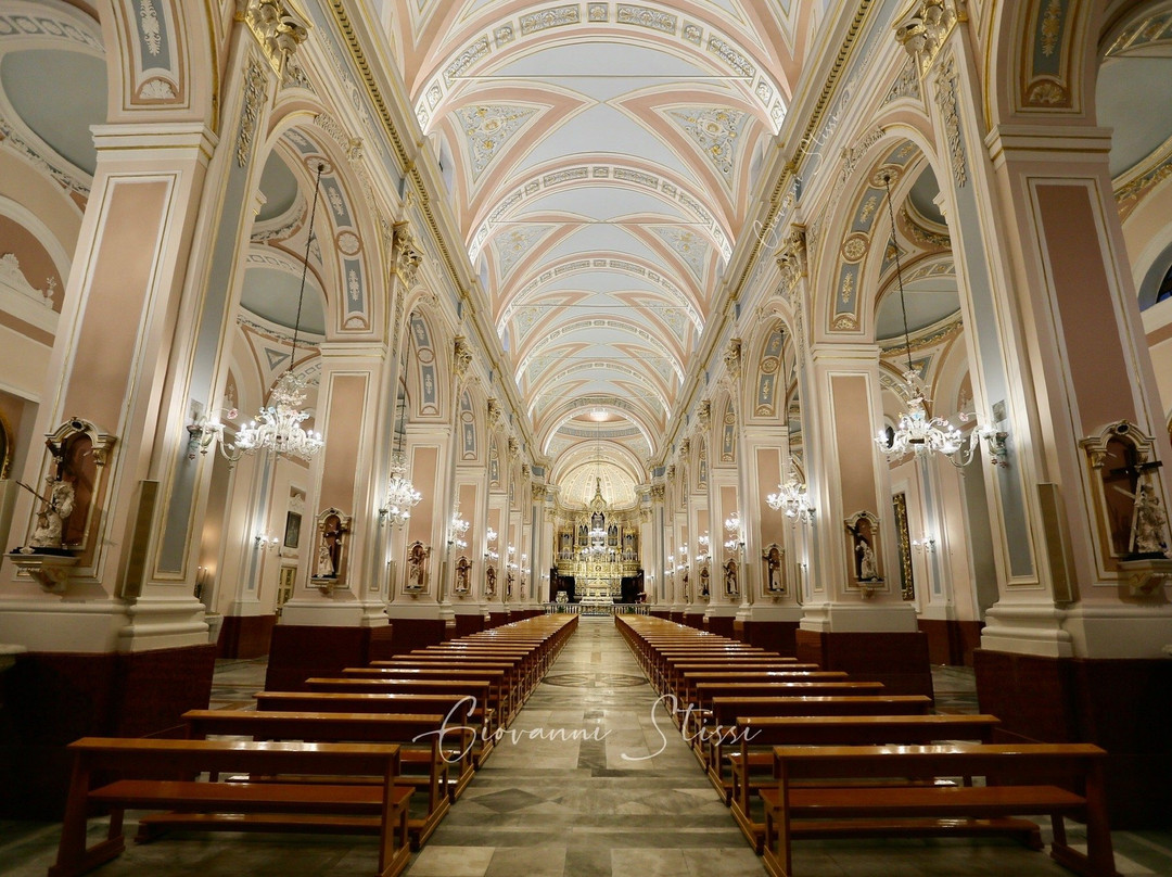 Basilica Collegiata Santuario Maria SS. dell'Elemosina景点图片