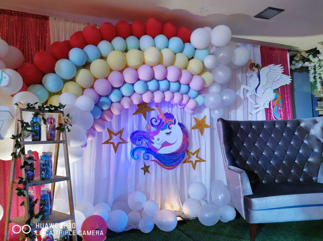 Calaguas Gateway Hotel主图