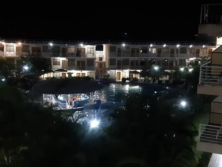 Hotel Arenas En Punta Leona主图