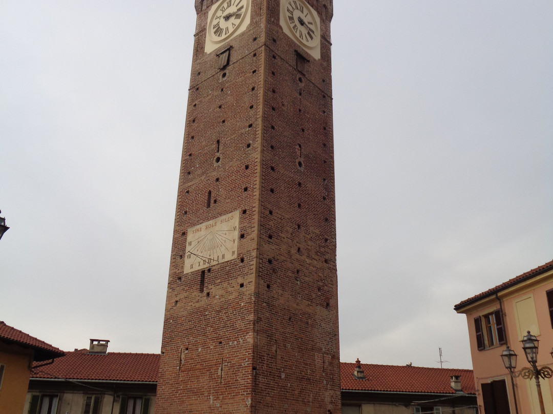 Torre civica di Piazza S. Cassiano-Grugliasco必去景点