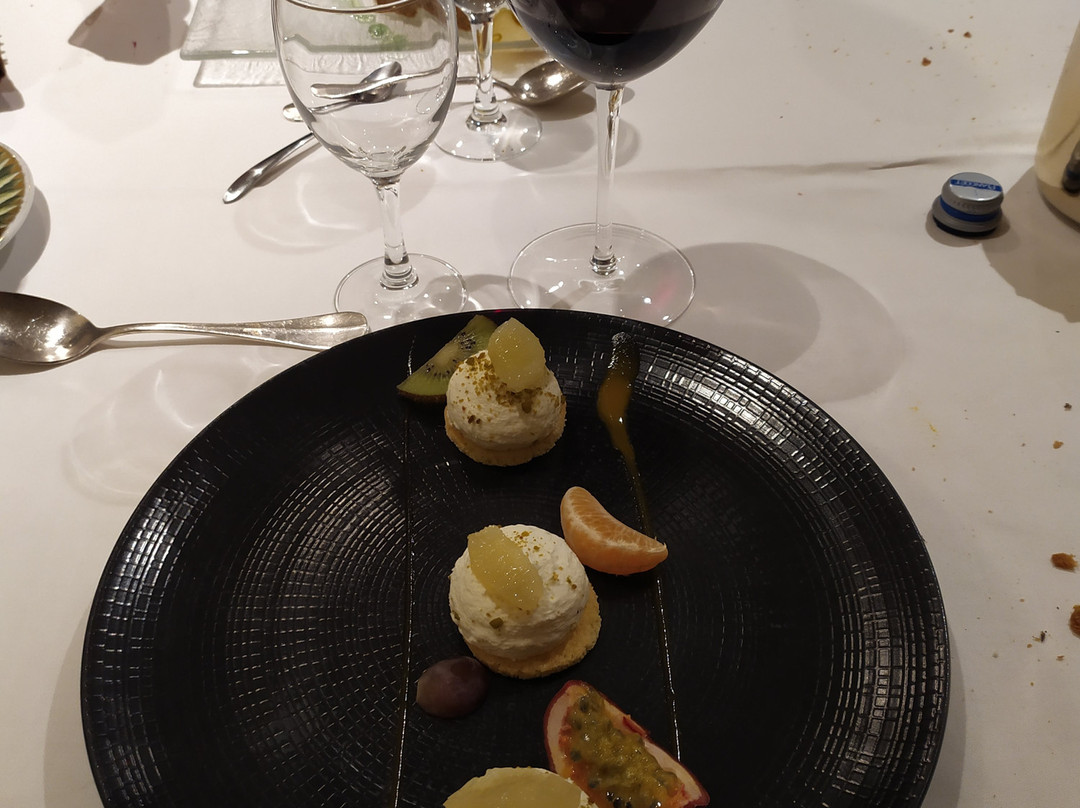 圣图格讷克客栈主图