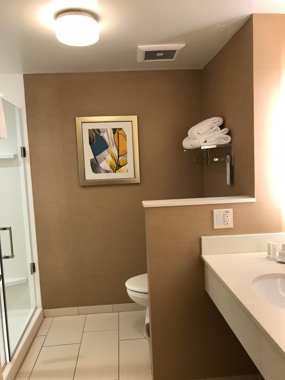 Fairfield Inn & Suites Sacramento Folsom-浴室
