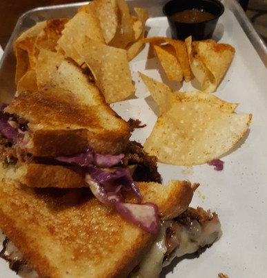 Local Goat  Distillery-格兰伯里必去景点