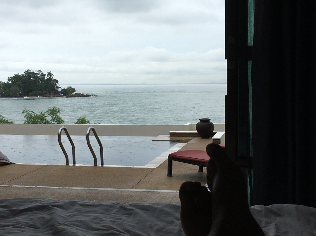 因陀罗玛雅泳池别墅酒店主图