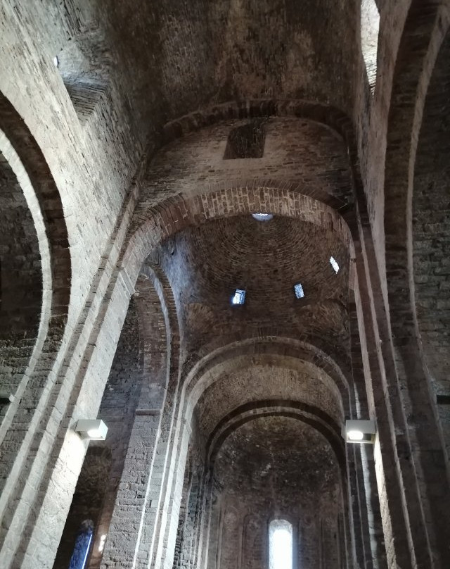 Canónica de Sant Vicenç de Cardona景点图片