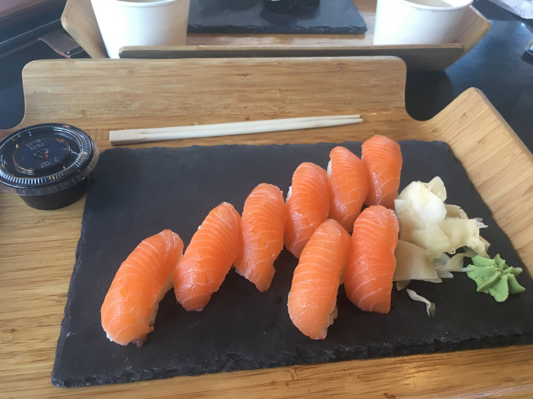 WOSO Sushi Salad Mobilia