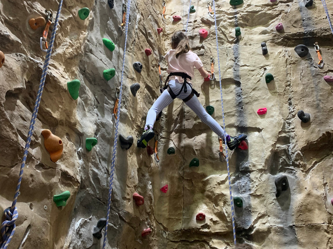 Ambleside Climbing Wall-安布赛德必去景点