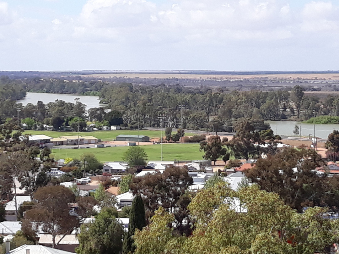 Berri Lookout Tower景点图片