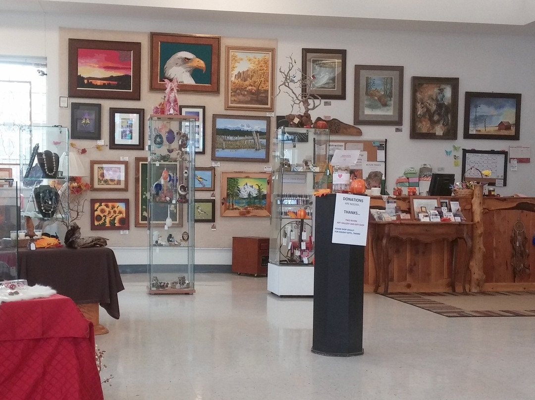 Fort Klamath旅游景点-Two Rivers Art Gallery