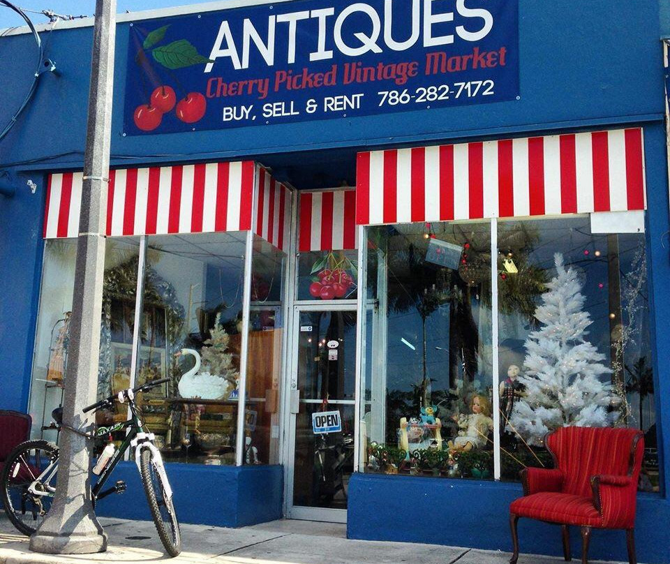 海厄利亚旅游景点-Cherry Picked Vintage & Antique Market