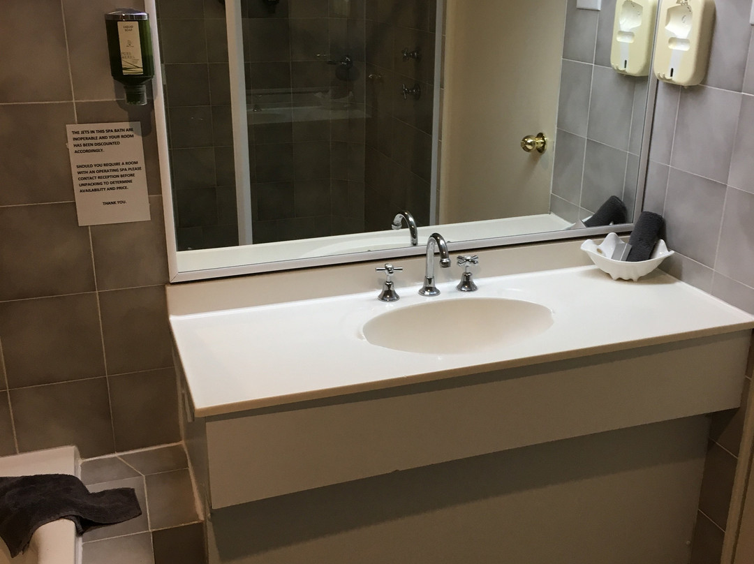 Tea Gardens Country Club & Motel主图