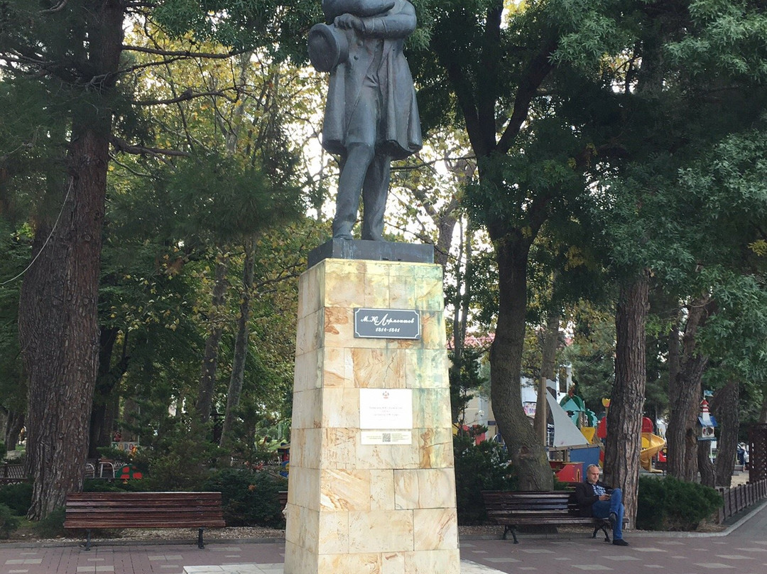 Monument to Lermontov-Gelendzhik必去景点