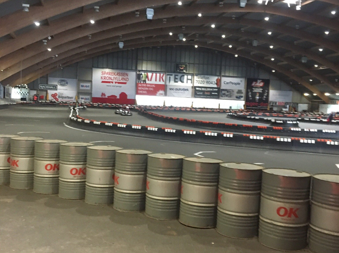 Racehall景点图片