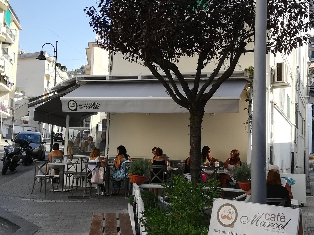 麦布林卡萨曼尼酒店主图