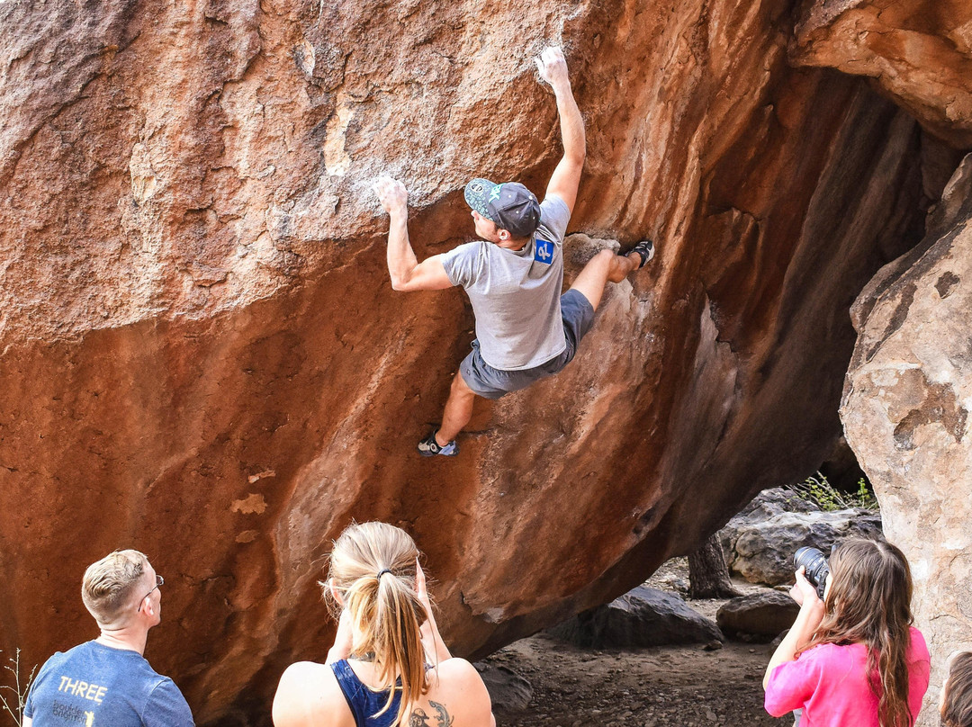 Sessions Climbing and Guiding景点图片