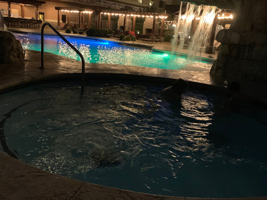 Indigo Sky Hotel主图