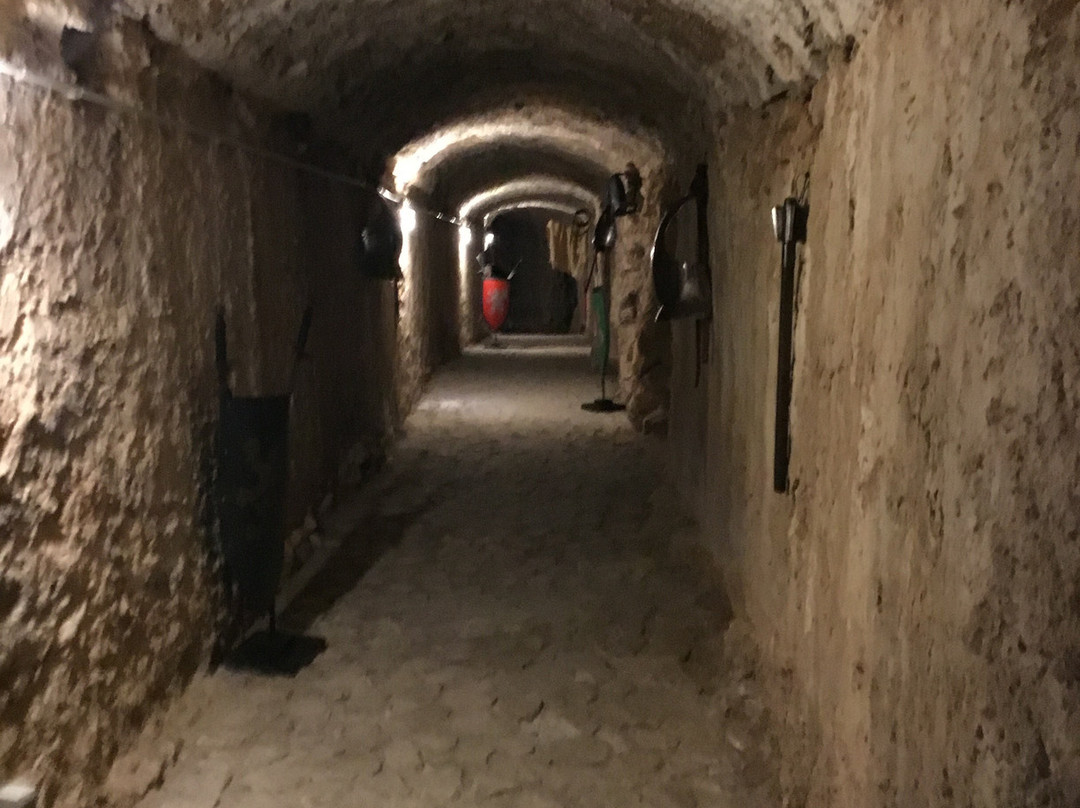 Castello Macchiaroli景点图片