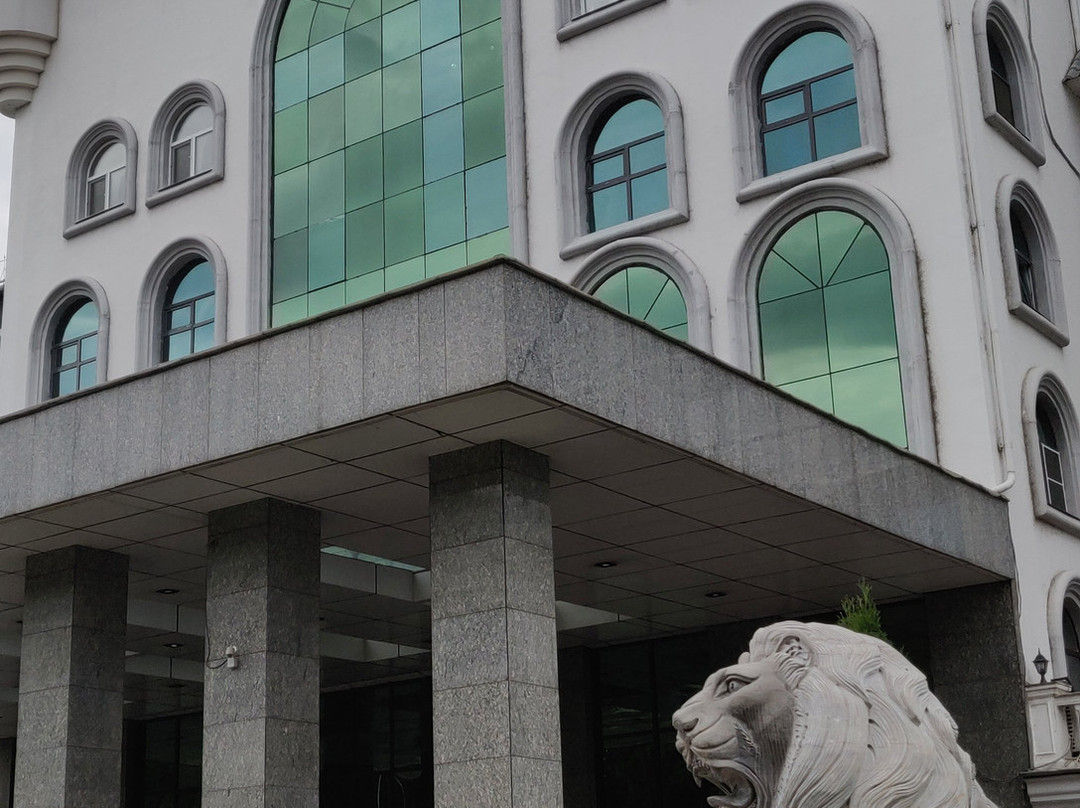 Shiny River Hotel主图