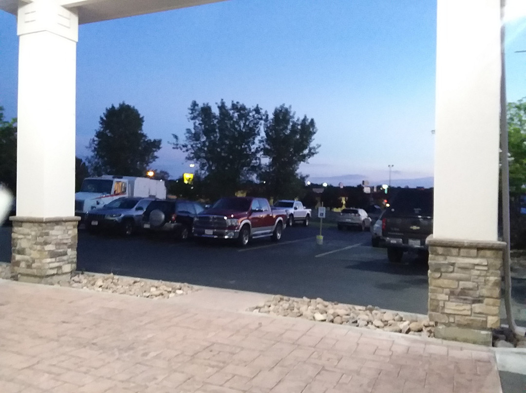 Comfort Inn & Suites Pueblo主图