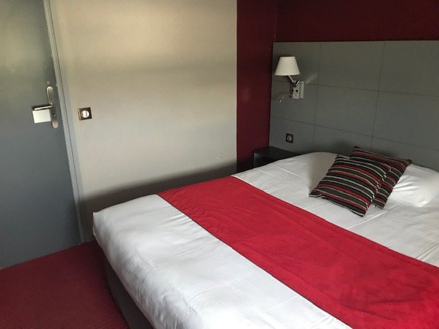 阿里安因特尔酒店主图