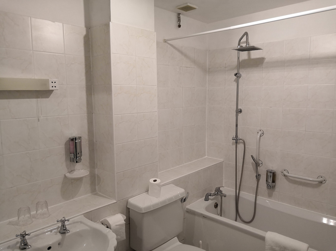 The Inn With The Well主图