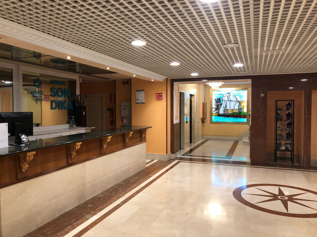 Hospedium Hotel Blu Sondika主图