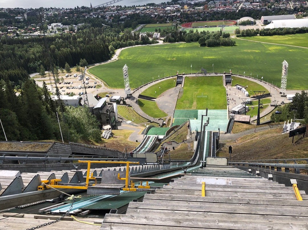 Lysgardsbakkene Ski Jumping Arena景点图片