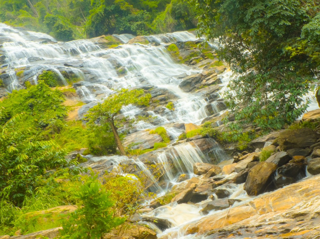 Mae Ya Waterfall-夜占必去景点