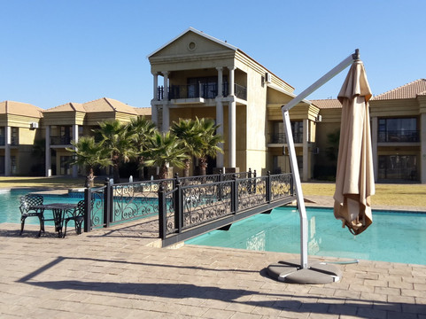 Lord's Signature Hotel主图