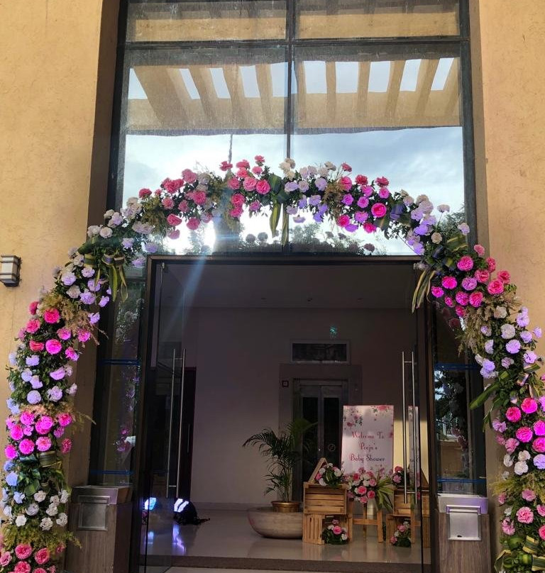 圣罗恩禅修温泉旅馆主图