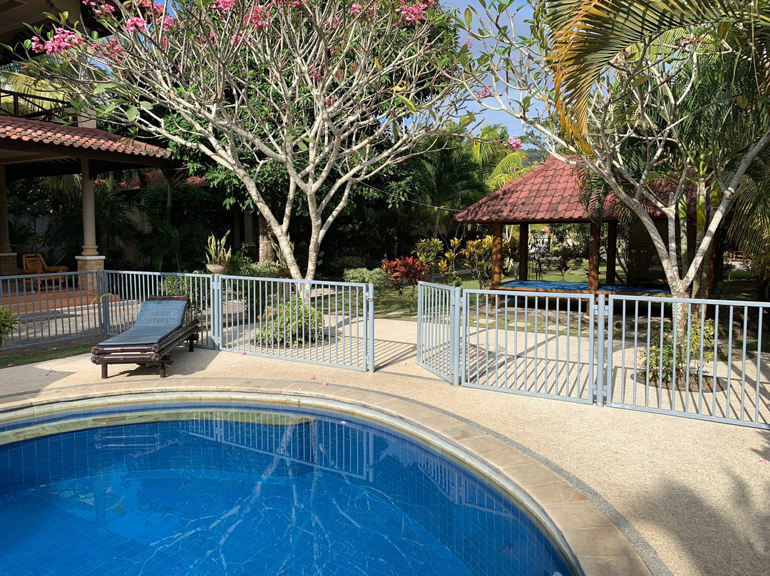 Sari Inn Kuta Lombok主图